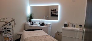 Skin and Beyond Spa Chicago IL USA place picture