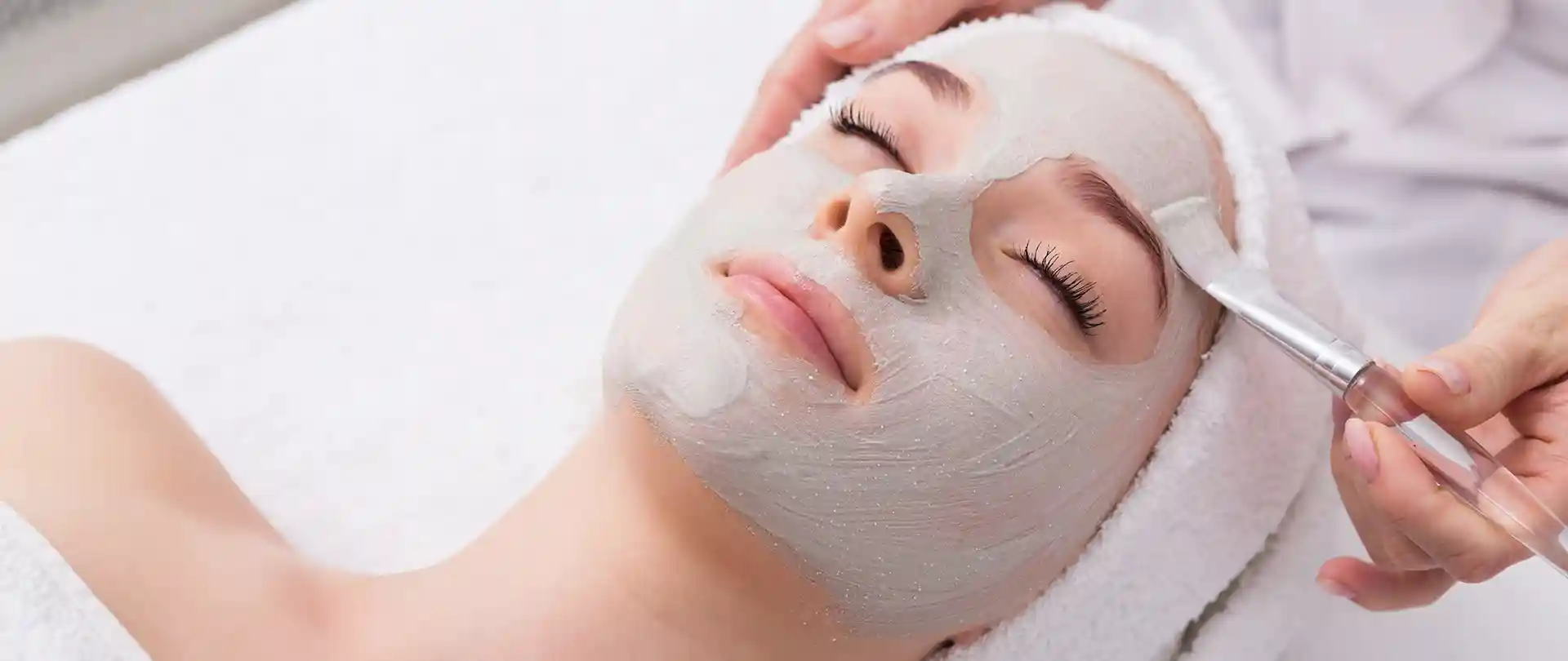 Advanced customized facial treatment at Skin and Beyond Spa in Chicago Gold Coast